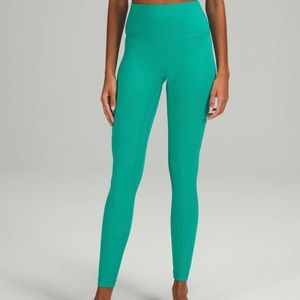 Brand new WITH tags Lululemon Aligns - Size 4, 28”, Maldives Green!